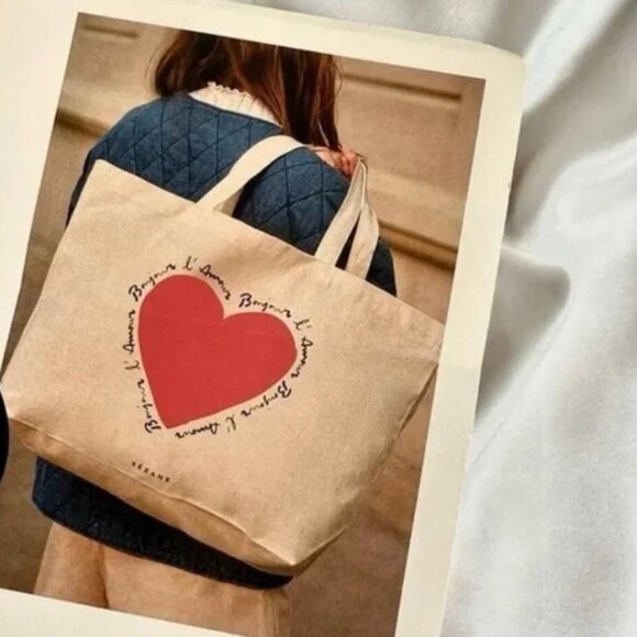 Sezane "L’Amor" Cream Tote Bag with Red Heart - Picture 1 of 6